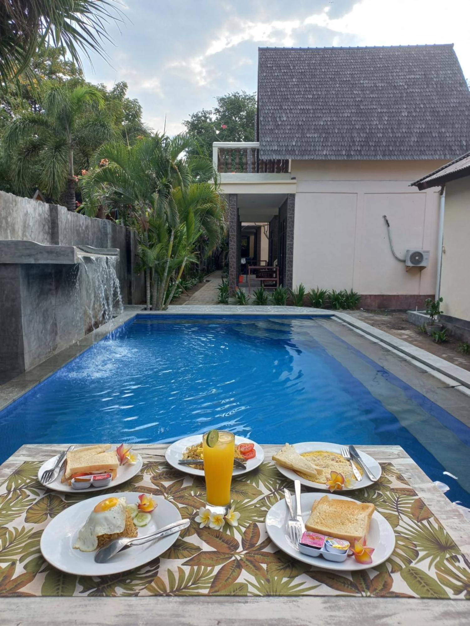 Kusuka Bungalow Gili Trawangan Bagian luar foto