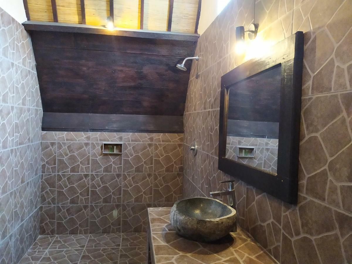 Kusuka Bungalow Gili Trawangan Bagian luar foto