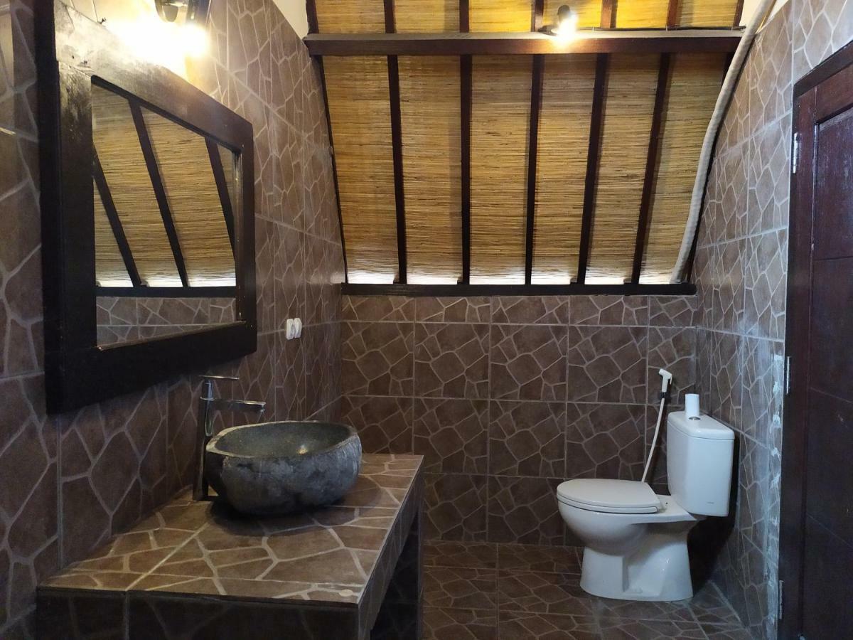 Kusuka Bungalow Gili Trawangan Bagian luar foto